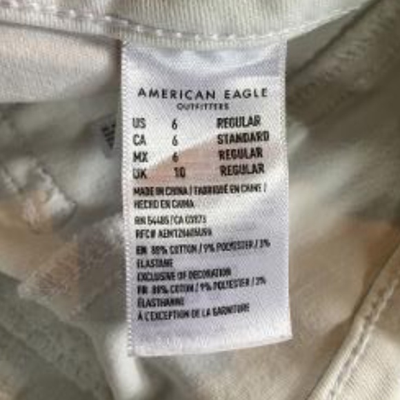 American Eagle White Skinny Jeans - Picture 4 of 4
